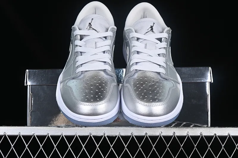 All categories Air Jordan Jordan series basketball shoes Air Jordan 1 Low G version pure original Air Jordan 1 Low Golf AJ1 Joe 1 new golf version liquid silver FD6848-001